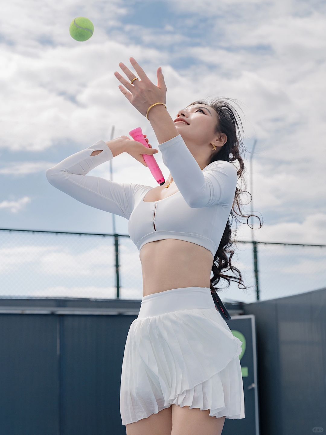 是创业妈妈，是运动博主！是又美又飒的我自己