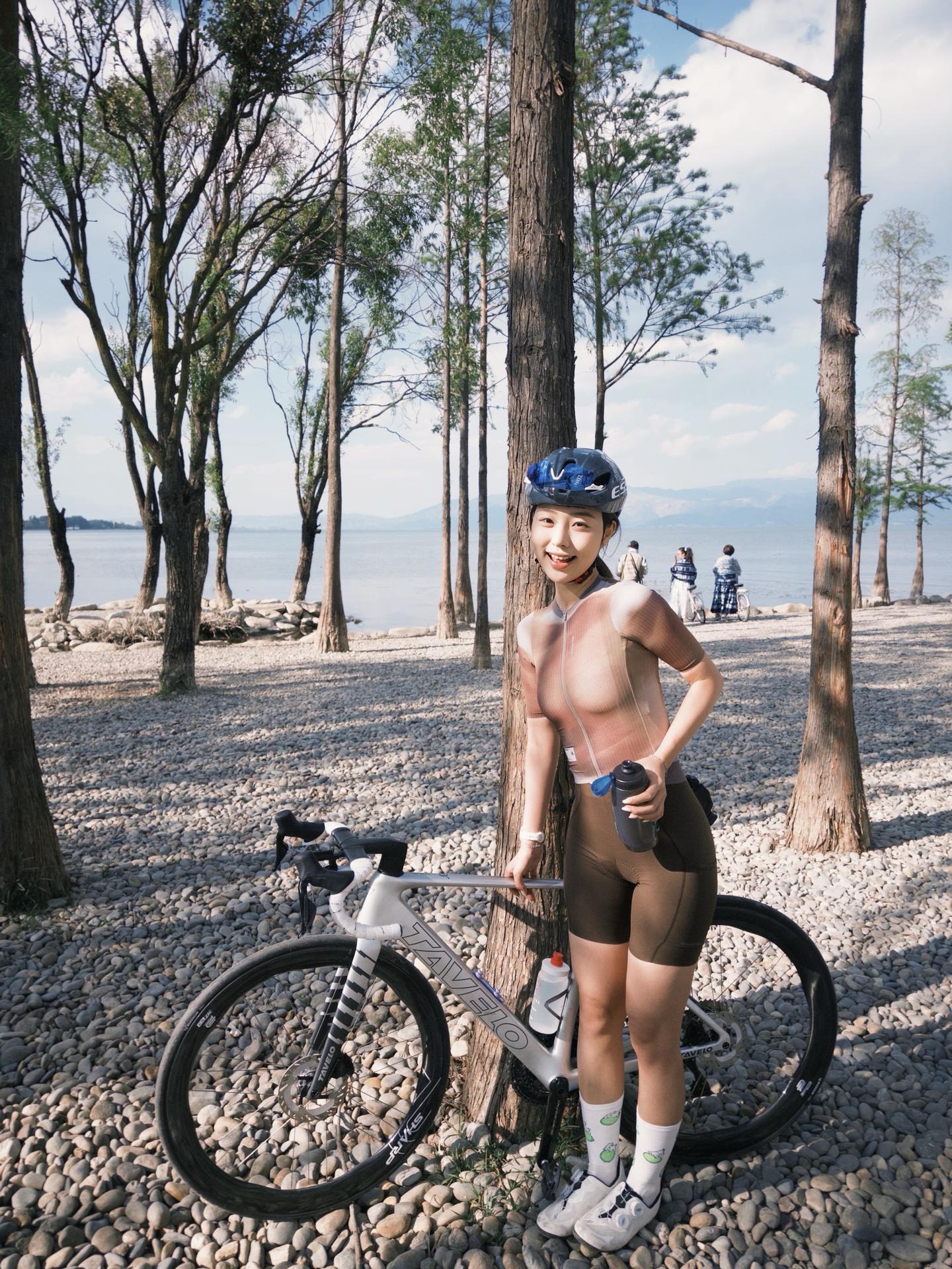 债煎猪泥幸福。꒦ິ^꒦ິ