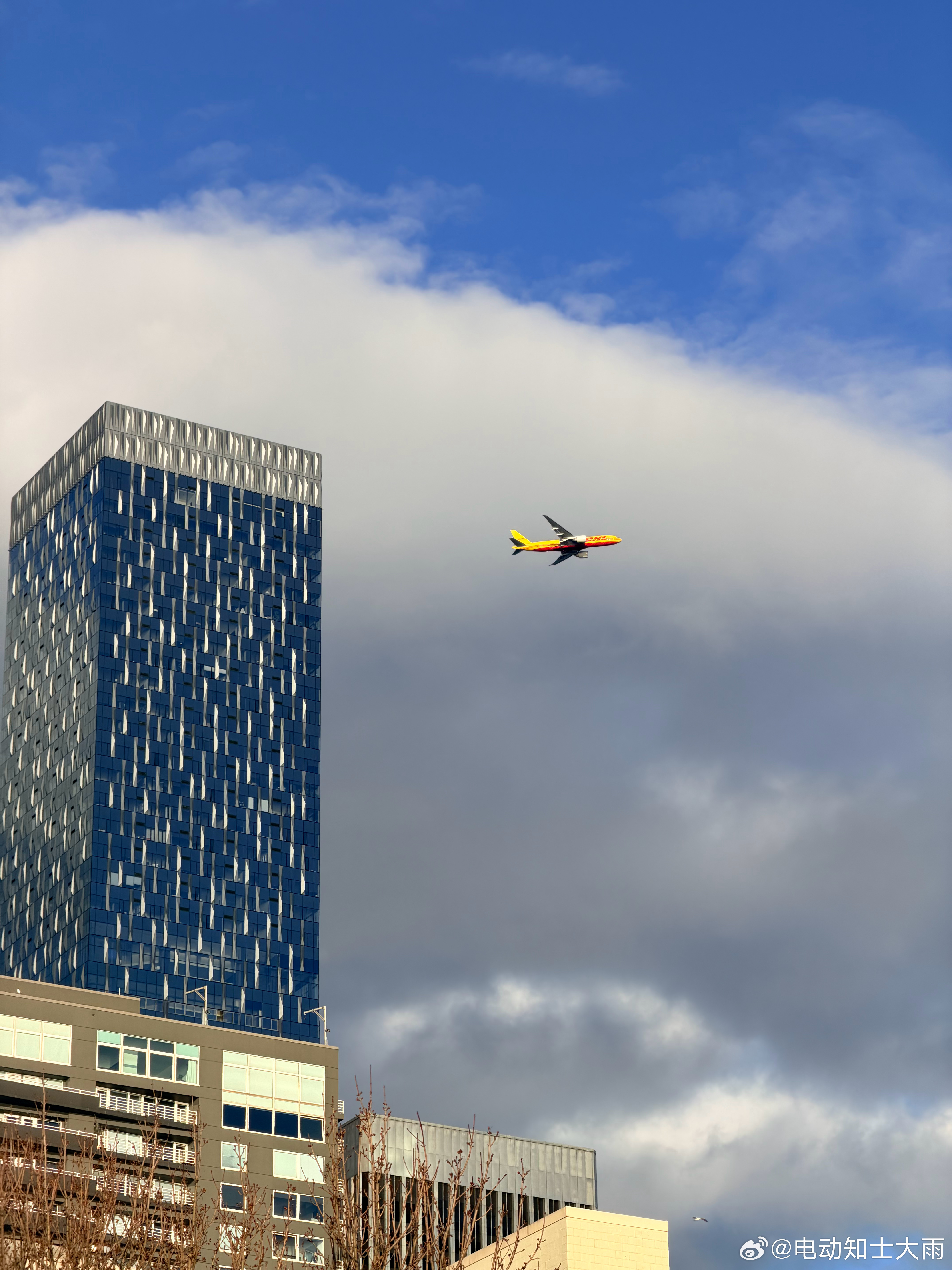 又是充实忙碌的一天。 