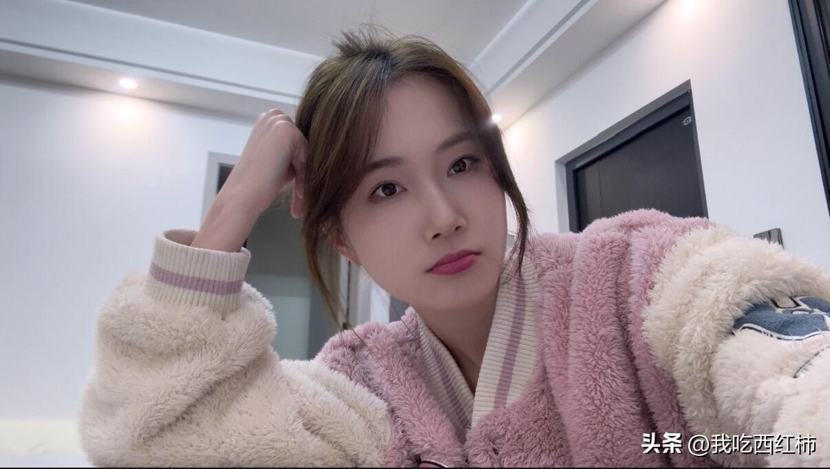 失业了失业了，前端开发是不是完蛋了🥹
7年女前端，投了半个月的简历，一个面试都