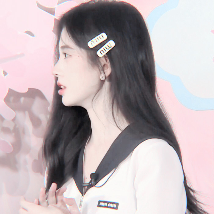 今日份小甜品💘可爱是装的 可爱你是真的୧⩾Ꙫ⩽୨  专栏 · 鞠婧祎修图产出