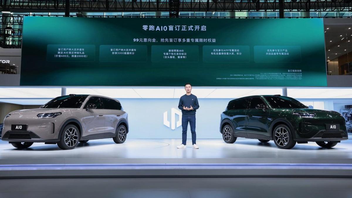 零跑A10广州车展首发，10万内带激光雷达改写规则！
 
今年广州车展最大的看点