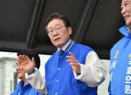 有外国记者问韩国总统李在明，中国若武统台湾你帮不帮？李在明笑着说，那是别人的家务