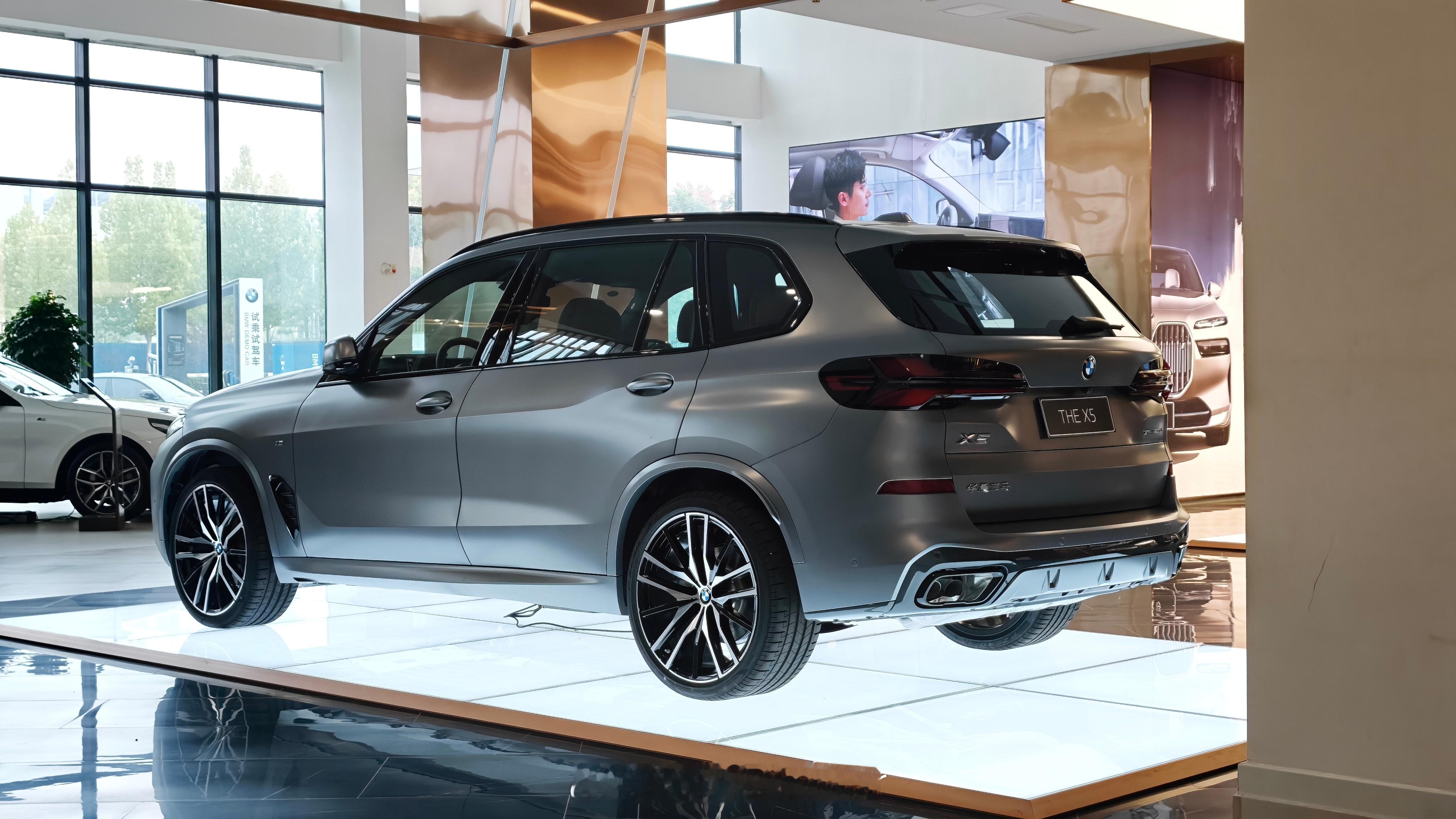 “真神”时刻[流鼻血] ​​​