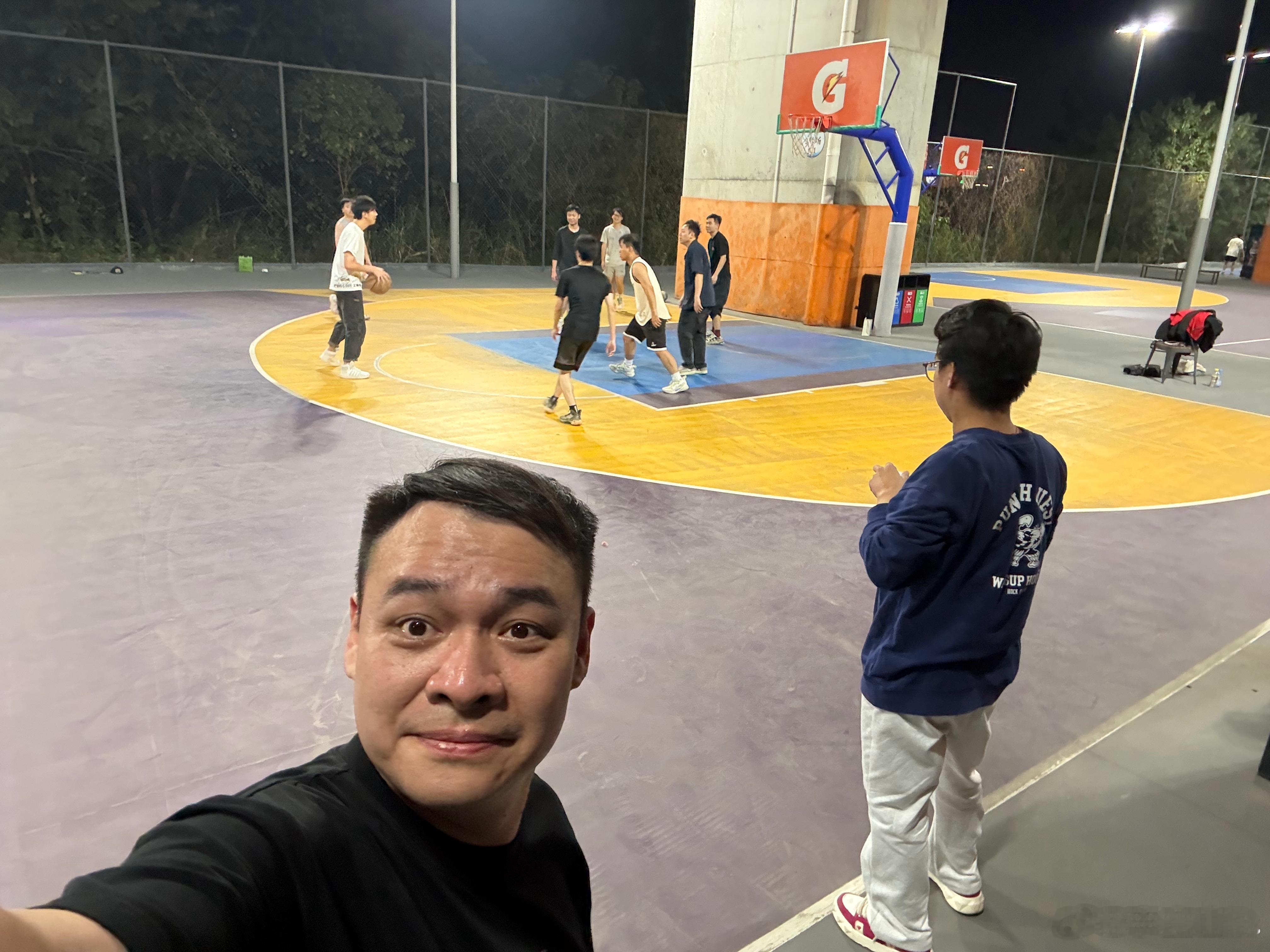 大家车第一届不服输篮球赛，比赛第一，友谊第十三！ 