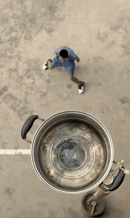 天知道他为了拍这个镜头苦练了多久！