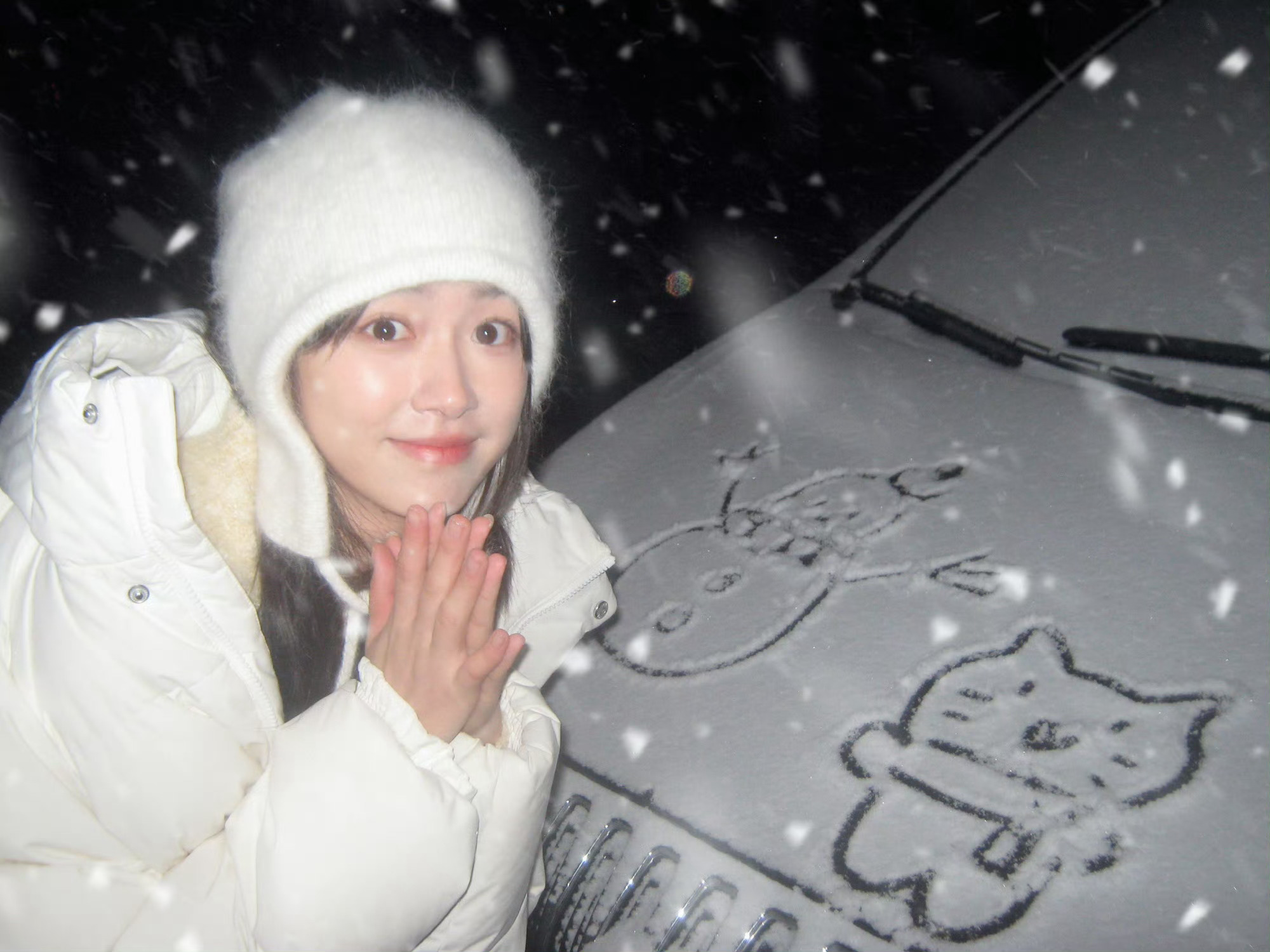 帽子大户杨肸子是不是戴着新买滴绒帽儿，下初雪有没有许愿！