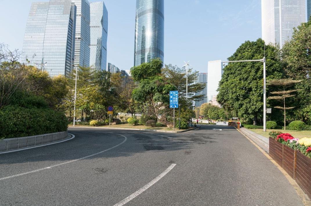 2026年6月，市公安局发布涉外违法线索举报奖励征求意见稿，消息刚公示就传遍骑手