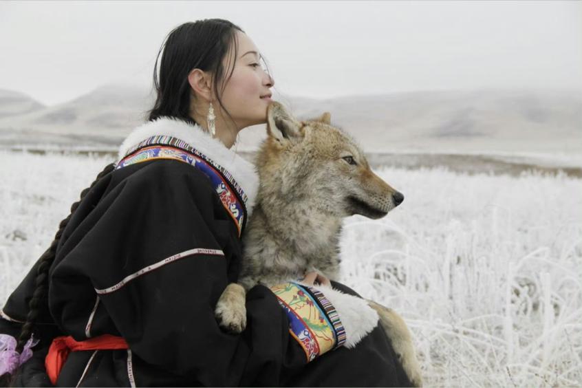 “你以后见到人就必须跑，也包括妈妈。”谁能想到，这么狠的一句话，竟然是妈妈对“儿