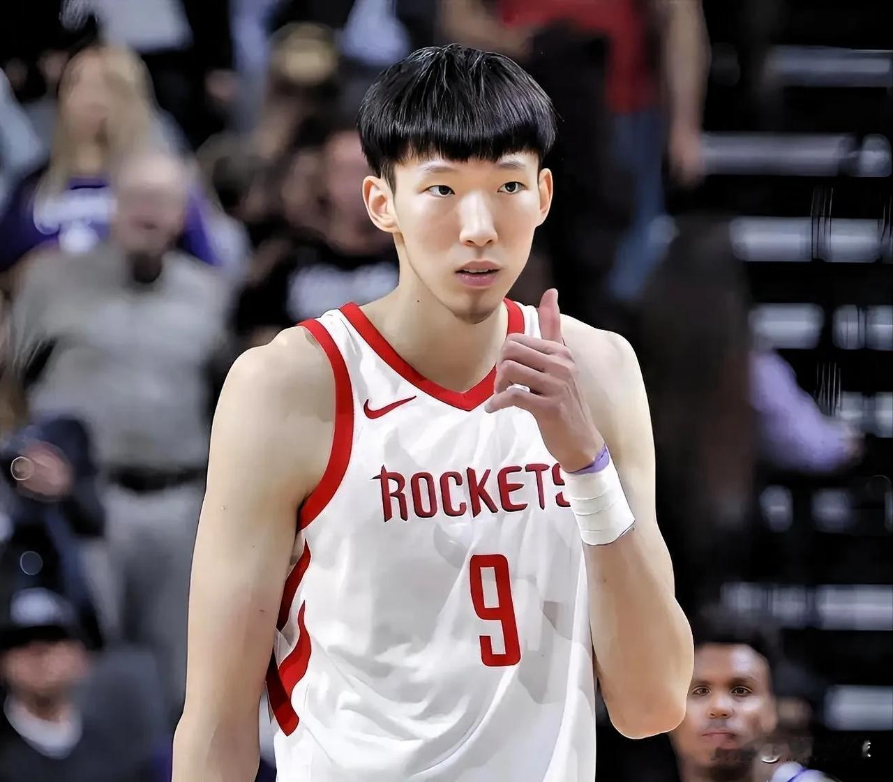 周琦可惜了呀！

火箭博主SleeperRockets近日更新社媒感叹：“我代表