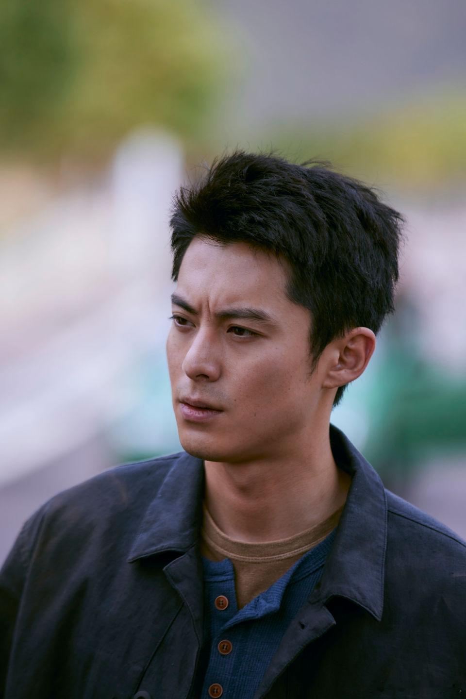 王鹤棣首次出演中年角色王鹤棣果然是演什么像什么，这次给我们带来的中年角色也是太适