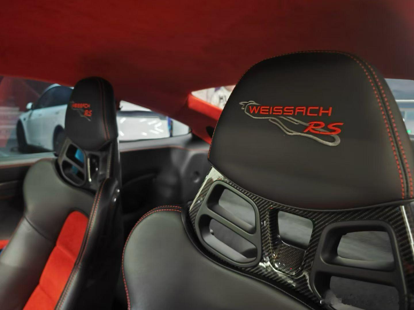 保时捷911  GT2 RS，19年上牌4000公里，带魏斯阿赫组件·镁合金轮毂