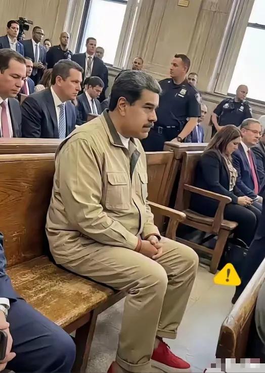 委内瑞拉总统马杜罗也太会了！人在美国遭起诉，换别人早慌了神，他倒好，直接把“美式