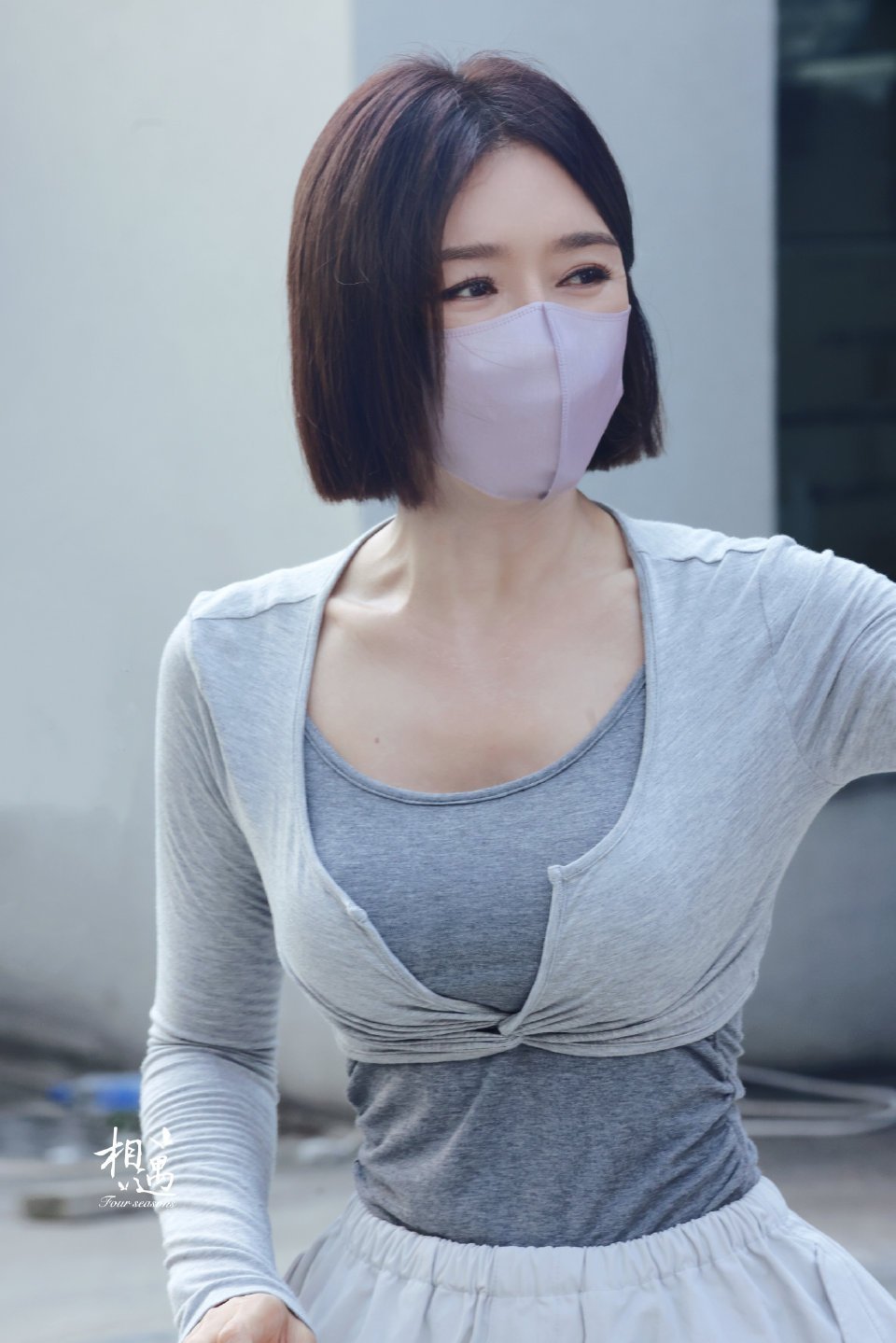 #秦岚[超话]##秦岚终于宣上自己的剧了# 秦岚美女子终于有新剧上了，想你想的很