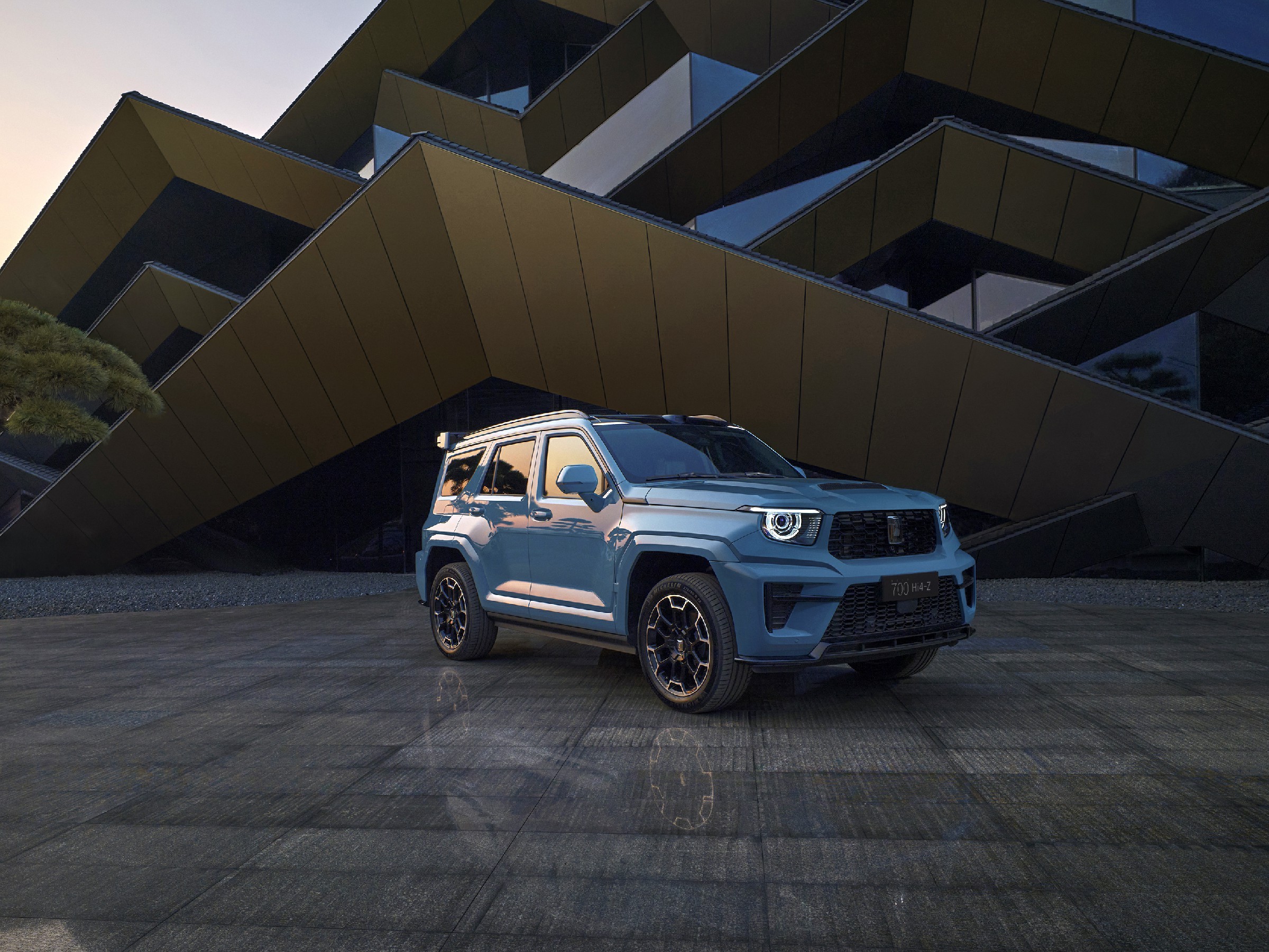 中国汽车高端化，早该跳出西方的审美框架了！于是全新坦克700 来了，中式豪华的内