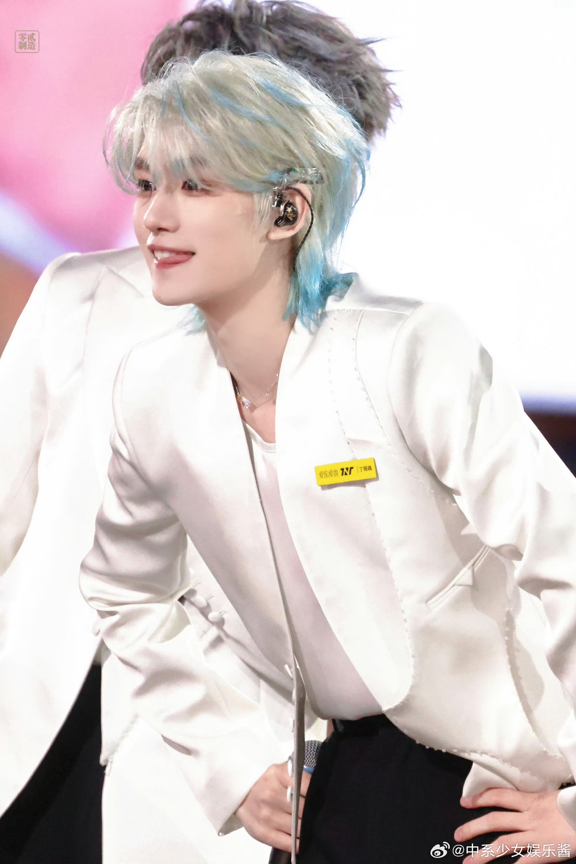 不会只有我才知道:丁程鑫竟然比周柯宇还老一岁 