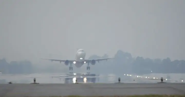 越捷航空一架空客客机着陆时偏离跑道！已非首现滑出跑道事故
