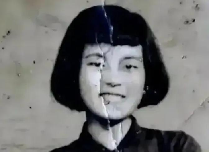 1937年南京，一个父亲从日本兵手里拼命抢回自己只有6岁多的女儿，代价却是自己颈