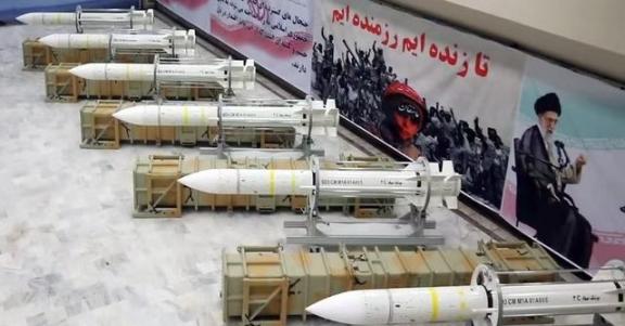 美军打击伊朗，除了俄罗斯，大概率没有国家去帮助伊朗，因为伊朗把人都得罪光了！20