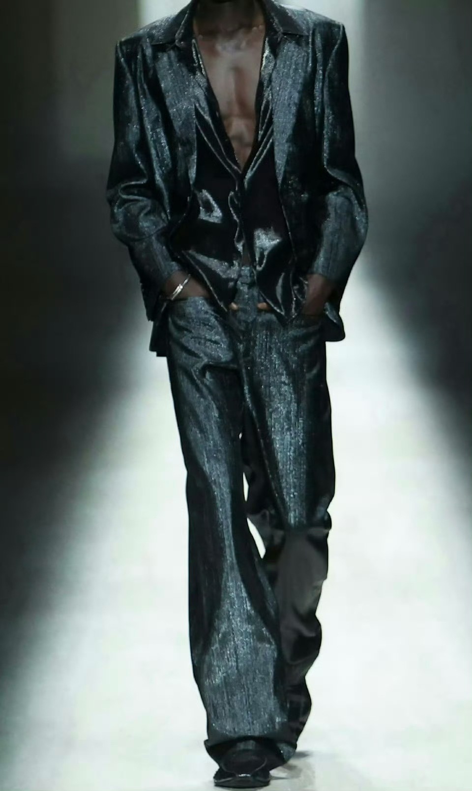 我去！！！ 胖室快点出图 想看这套骚的