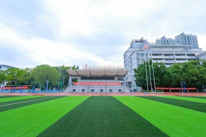 合肥知名中学新校区要来了启新门，续文脉✨合肥一中长江路校区东门焕新启用！合肥一中