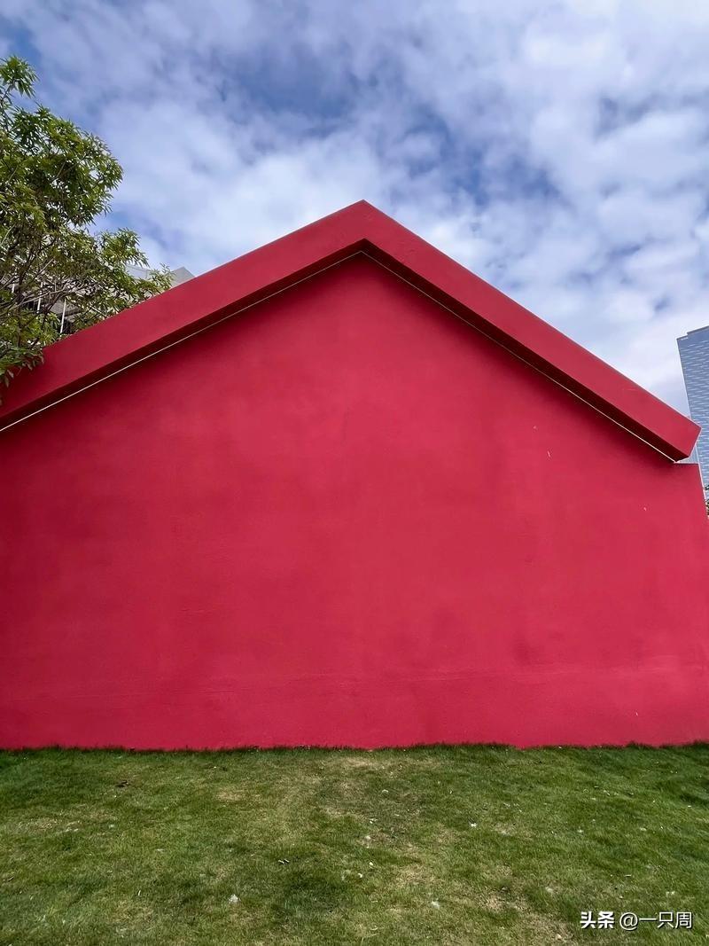 看到狗我居然产生了些许生理不适……
这个世界有很多我们看不到的地方，也许我们都太