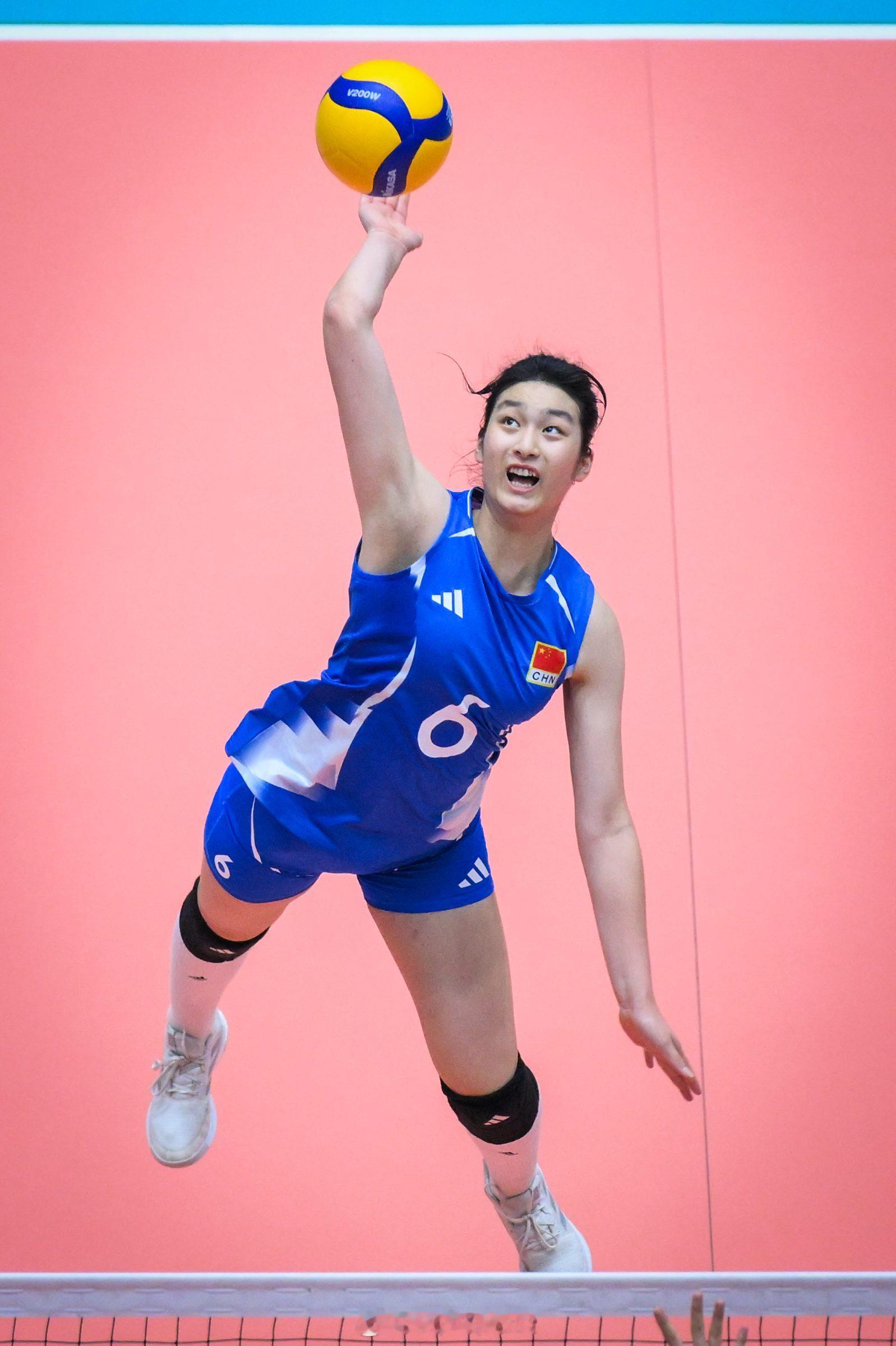 【U18女排亚锦赛中国3-0完胜日本 晋级决赛】国际排坛战报速递 7月6日泰国呵