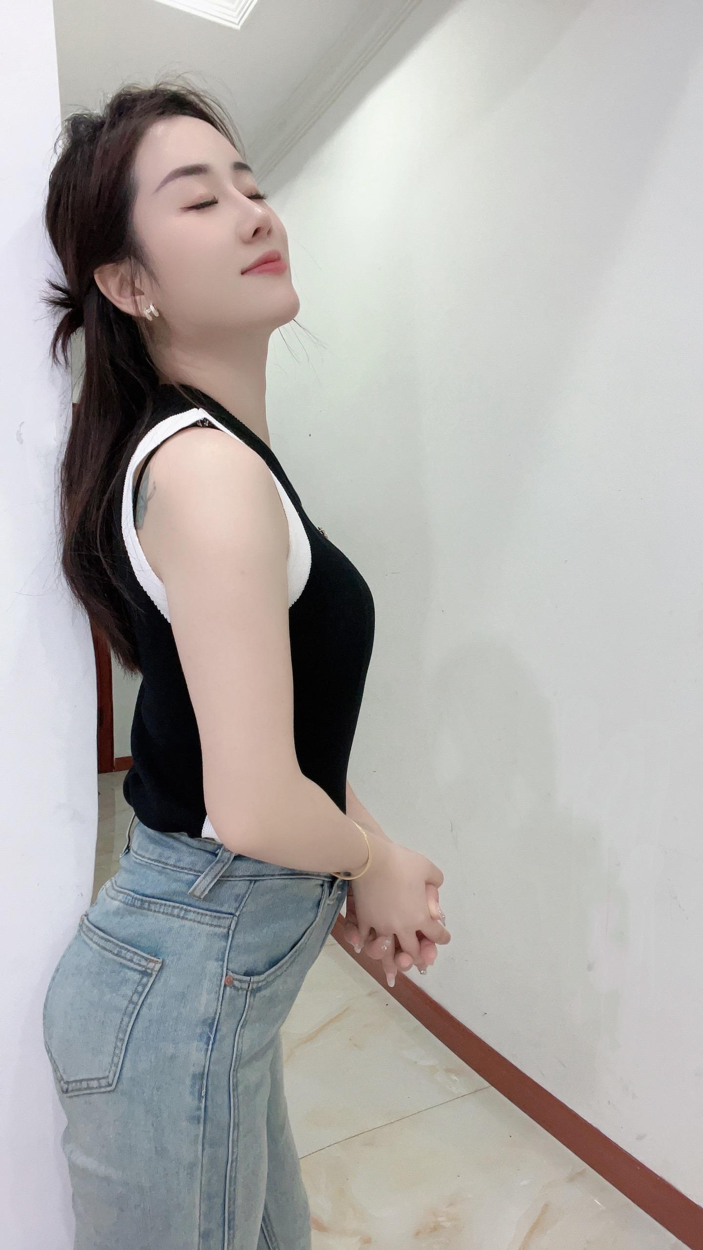 现在很多人没结婚，却过着夫妻般的生活，而真正的夫妻却过成陌生人的日子...