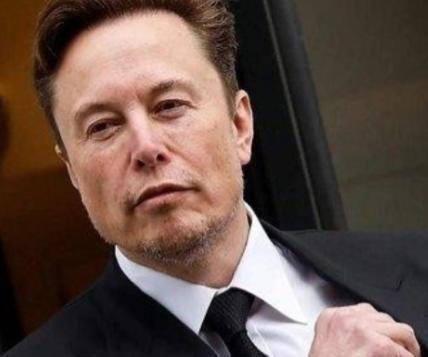 马斯克无情的说：“不要触碰中国的底线，中国仅用40年，就从全球工业产值8%到如今