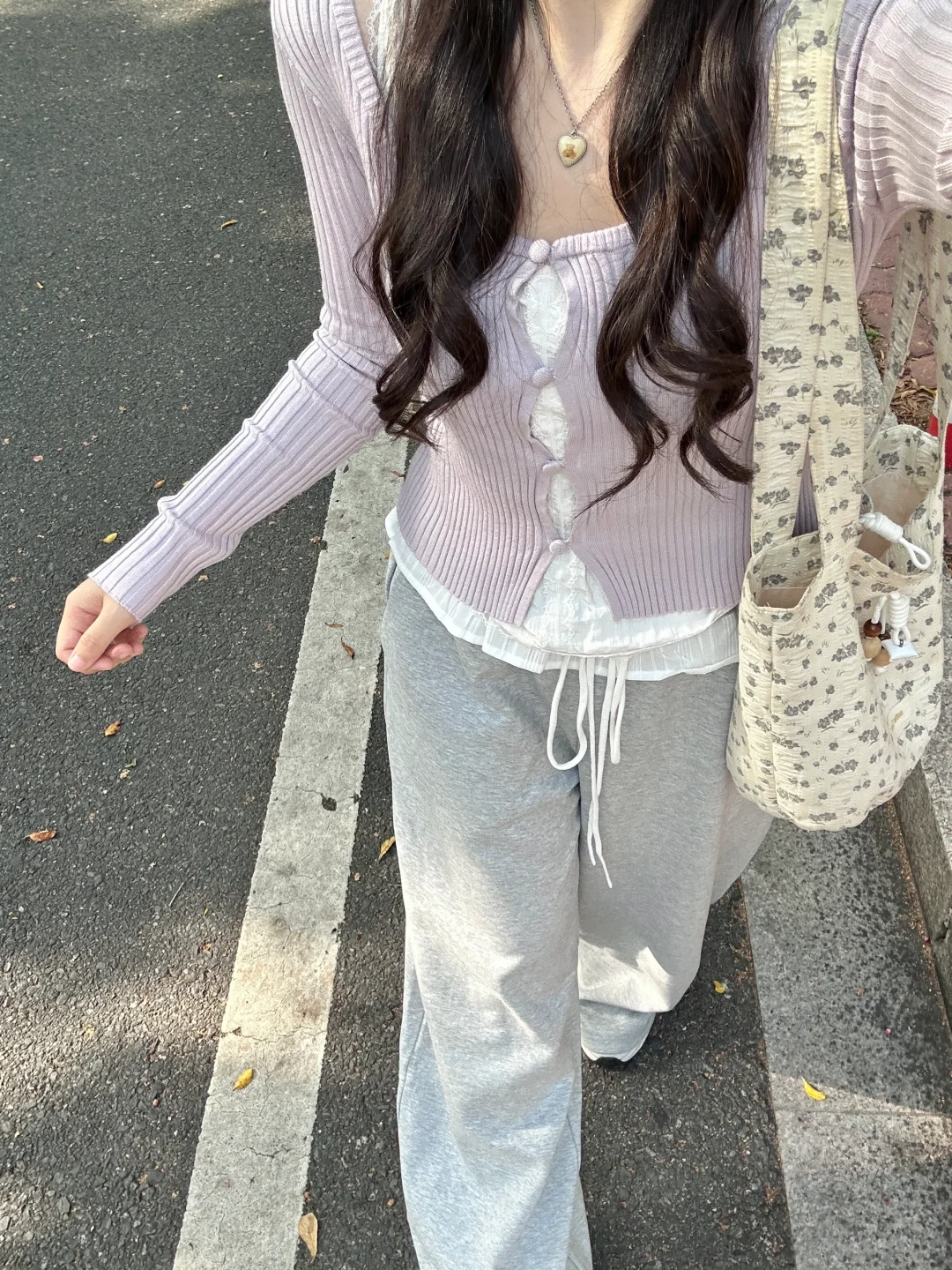 Bm风针织和蕾丝运动裤