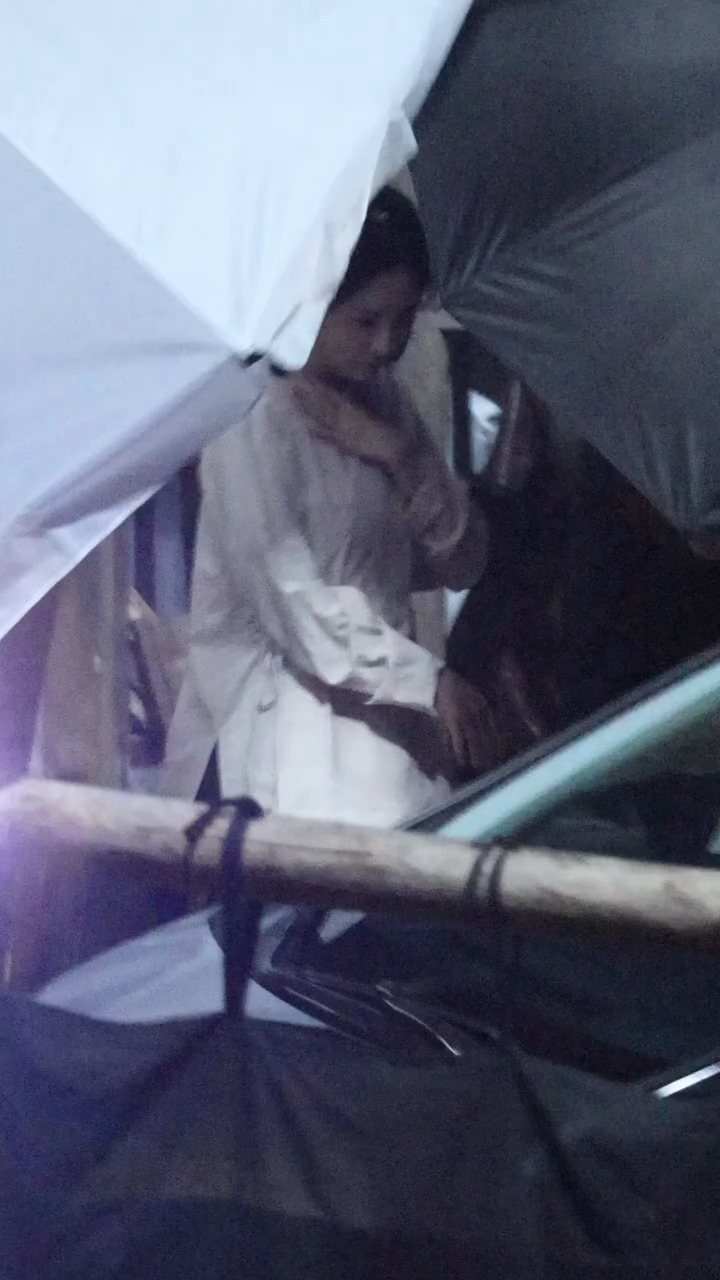 杨幂《江山大同》今日路透妆造好素雅虽模糊但冯湮儿美的好清晰拍摄顺利，期待杨幂杨幂