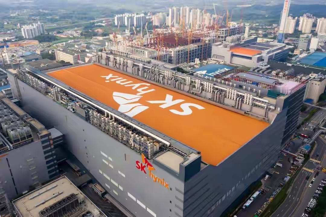 美国: 外企都不准在中国扩产! 海力士: 重启大连厂! 中国给的你给不了
美国官