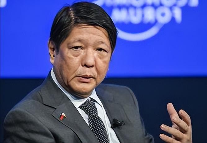 菲律宾这回，是真的被逼到墙角了！
     3月24日，马科斯签了一份“救命行政