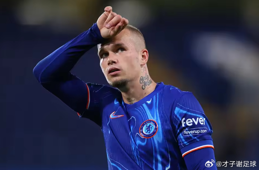 据英国媒体《太阳报》报道，虽然乌克兰边锋穆德里克已经被禁赛18个月，但切尔西仍与