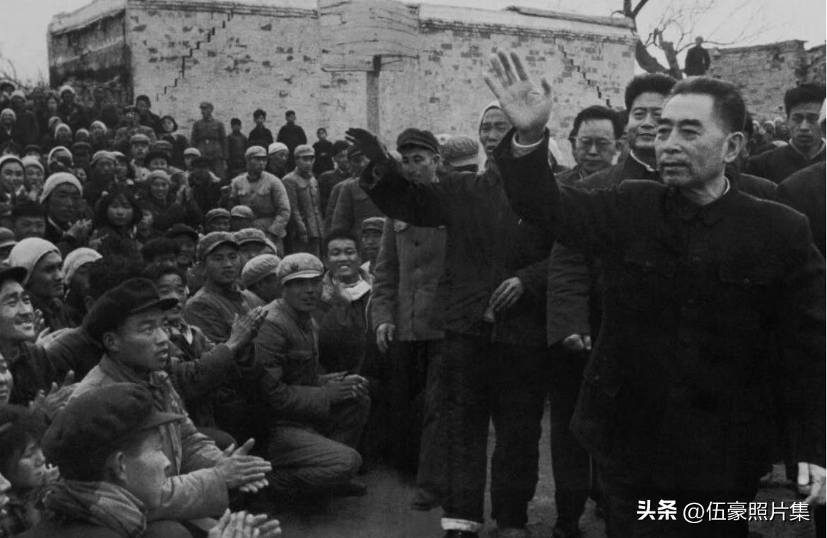 1966年3月9日，即邢台6.8级强烈地震发生的第二天，时年68岁的国务院总理周