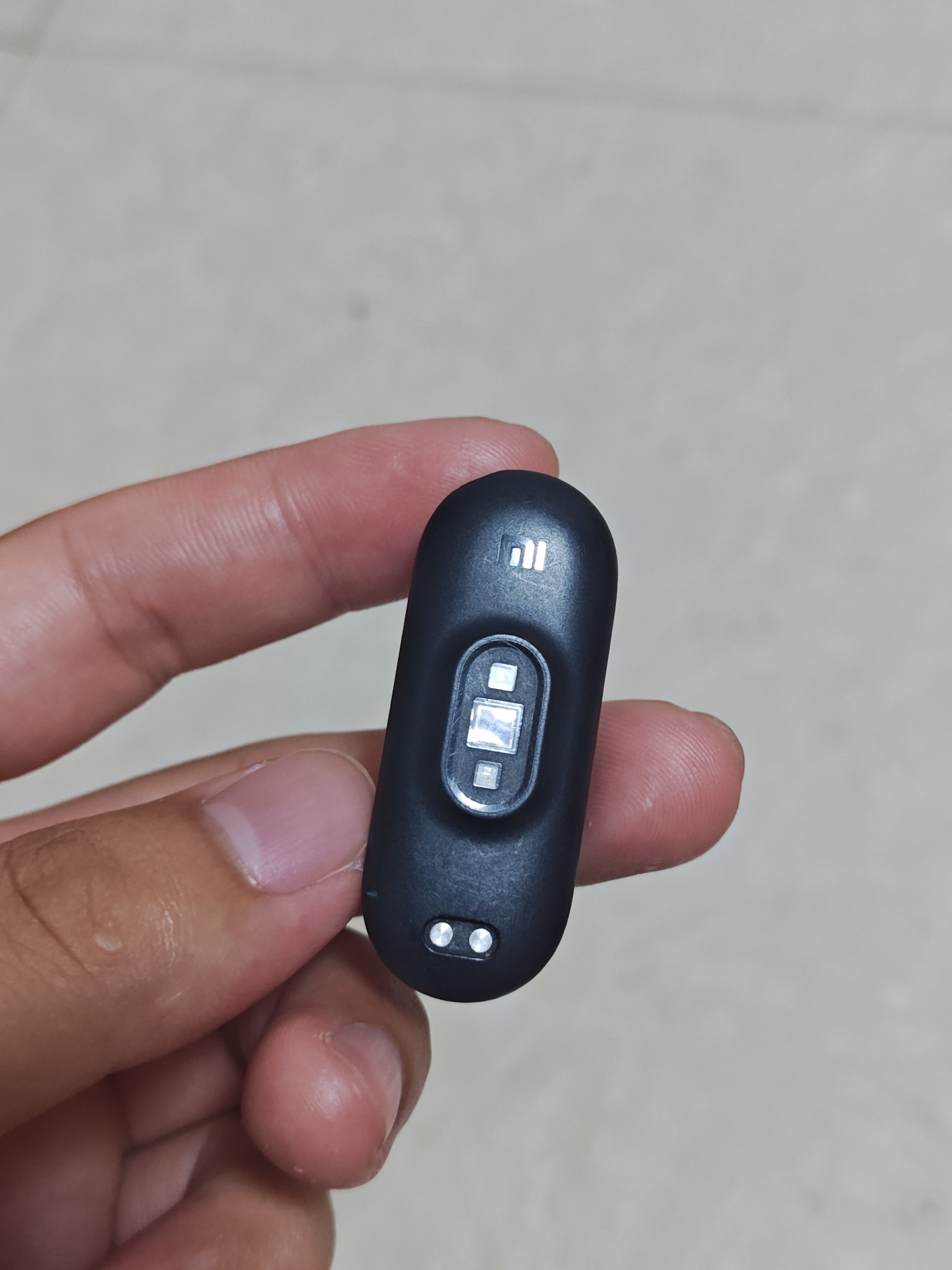 好久不见我的小米手环 5 NFC 版本，给你换个表带😉 ​​​