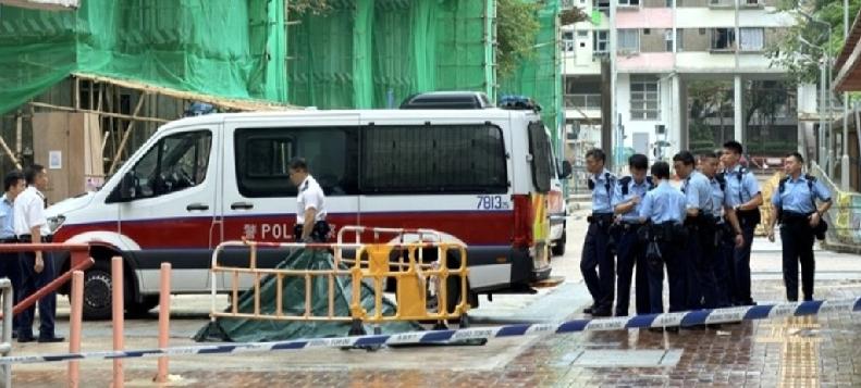 今日（8日）早上约7时，香港警方接获报案，指长沙湾丽阁邨丽兰楼一名男子企图跳楼。