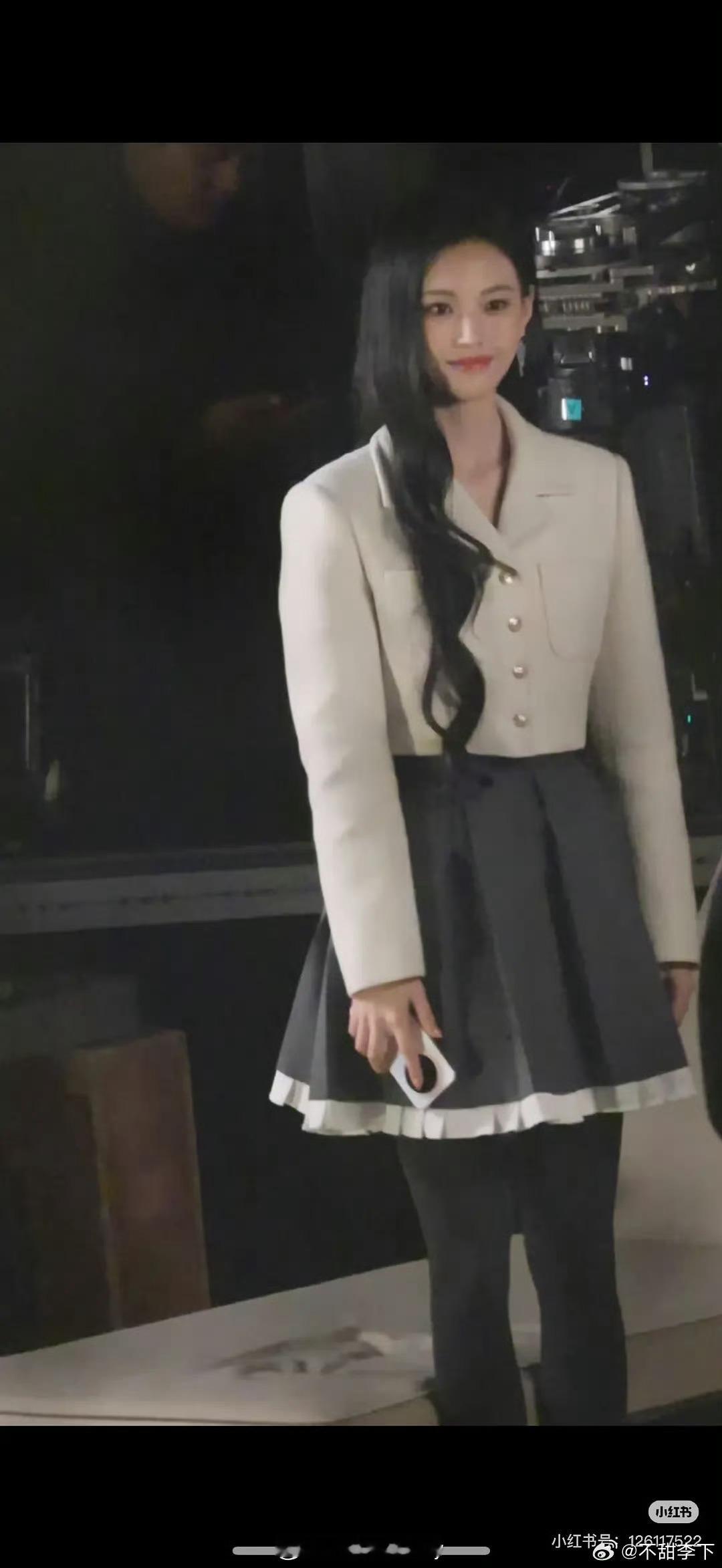 不二之臣的造型师是谁，沈雨洁这个搭配惊呆我了 