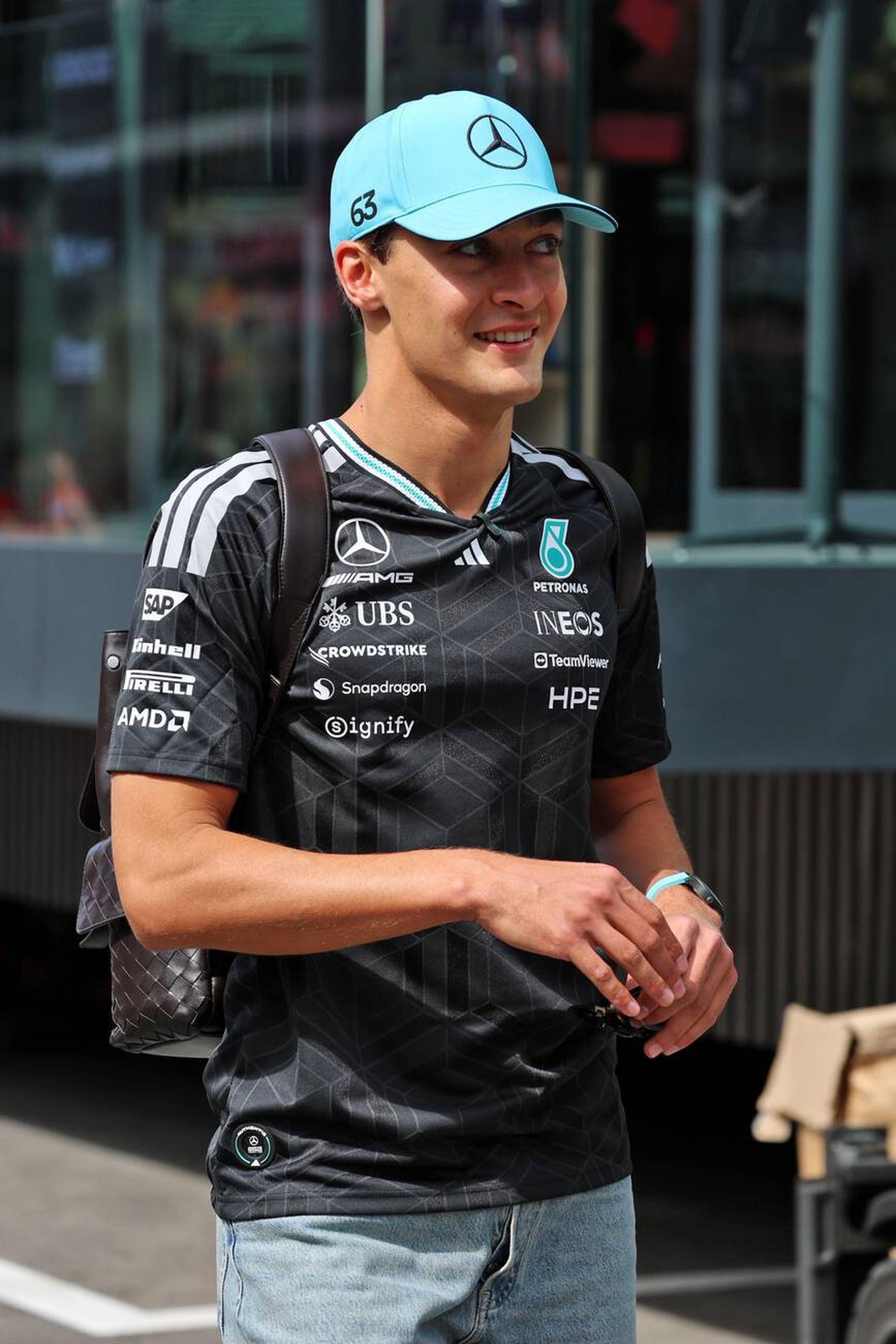 260611 - 巴塞罗那周四媒体日上班(2)©alamy乔治拉塞尔 🇪🇸 