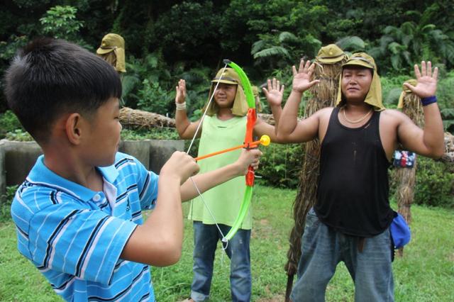 中日关系：历史与现实

纵观中日两千余年交往史，矛盾与对抗才是底色，和平与合作仅