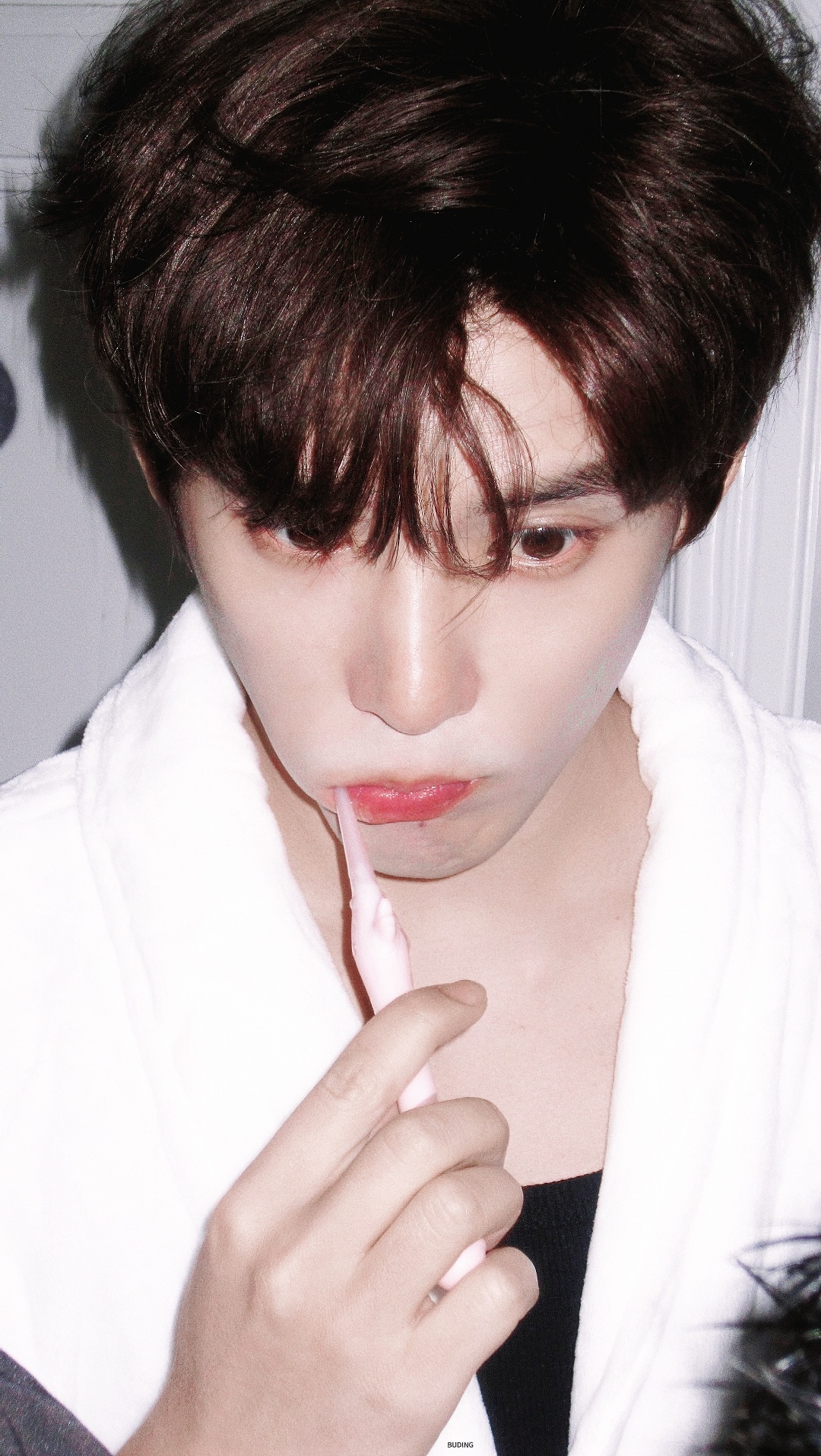 王安宇王玉雯用的是同一套枕头吧期待这个王安宇！哥哥给我美哭了要