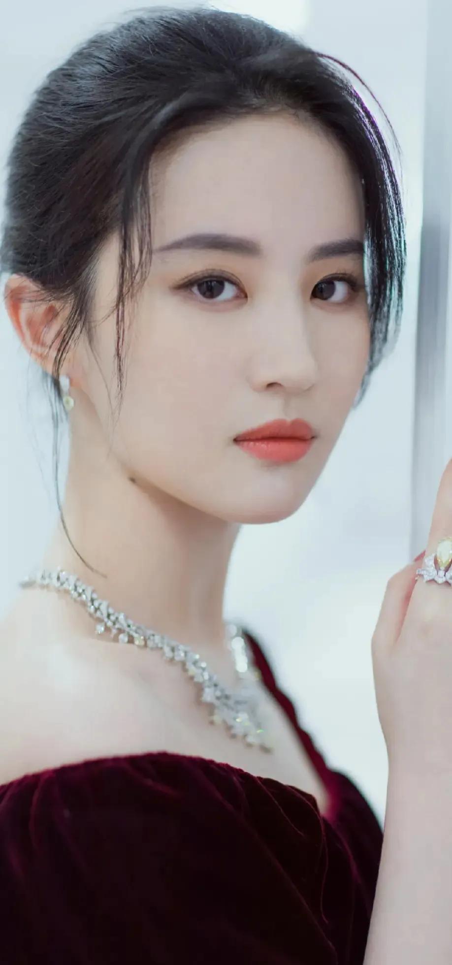 明星都是美女吗？