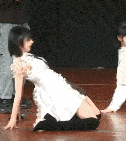 舞蹈演员演出彩排，无任何不良导向舞队彩排