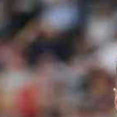 根据福布斯的数据，梅西在2025年累计赚得1.3亿美元，这一数字使他成为当年收入