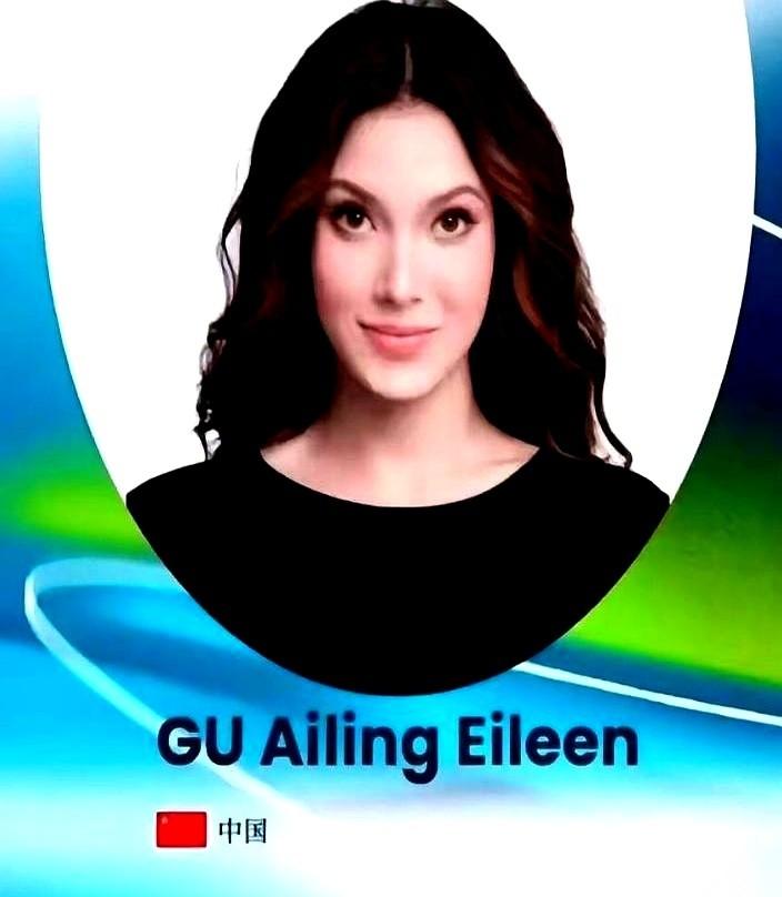 就那张证件，信息很干脆。
国籍：中国。
出生地：美国旧金山。
一帮人为了这事儿吵