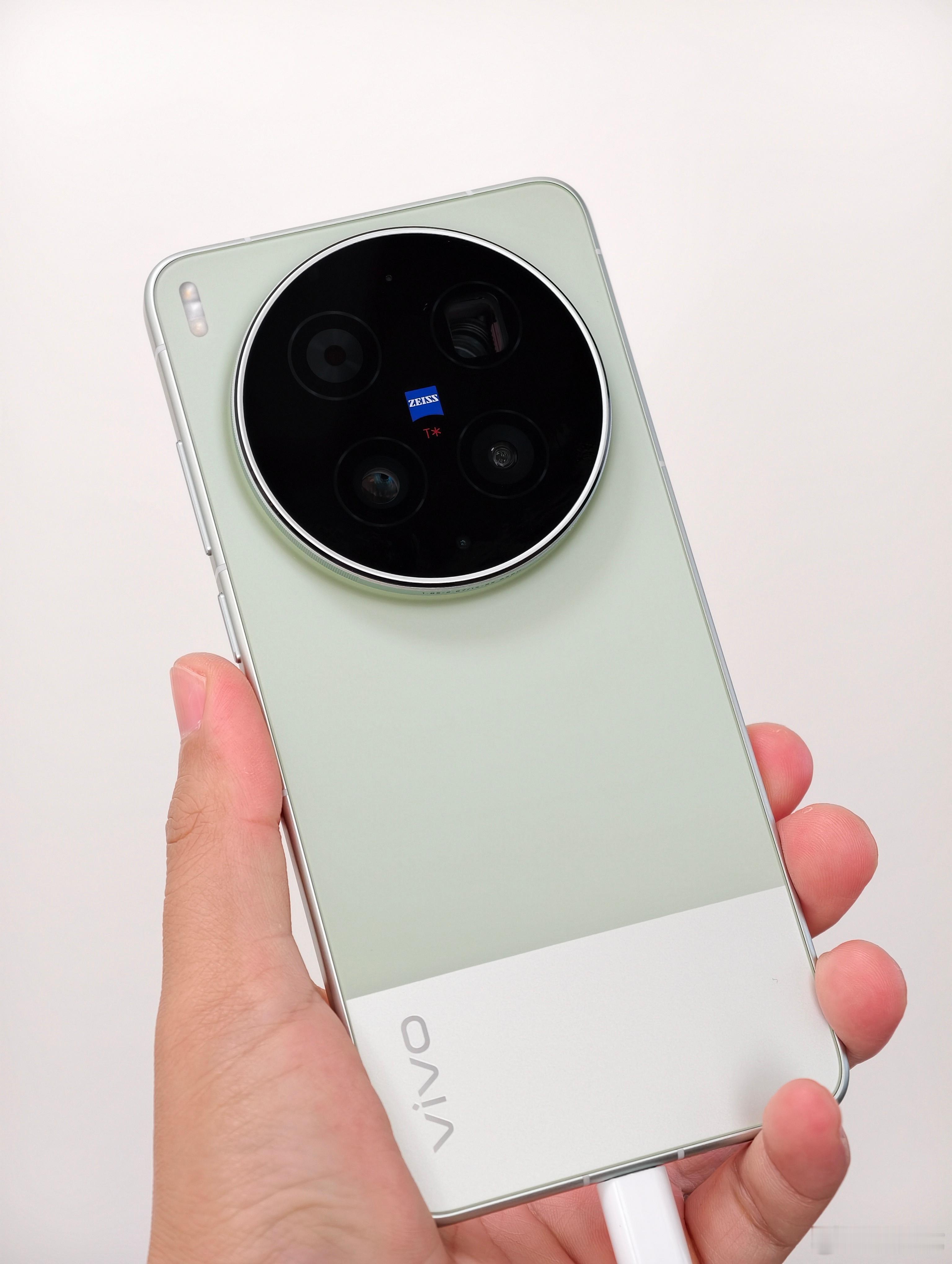 运气非常好，是我喜欢的胶片绿，春意盎然去创作。 沈阳