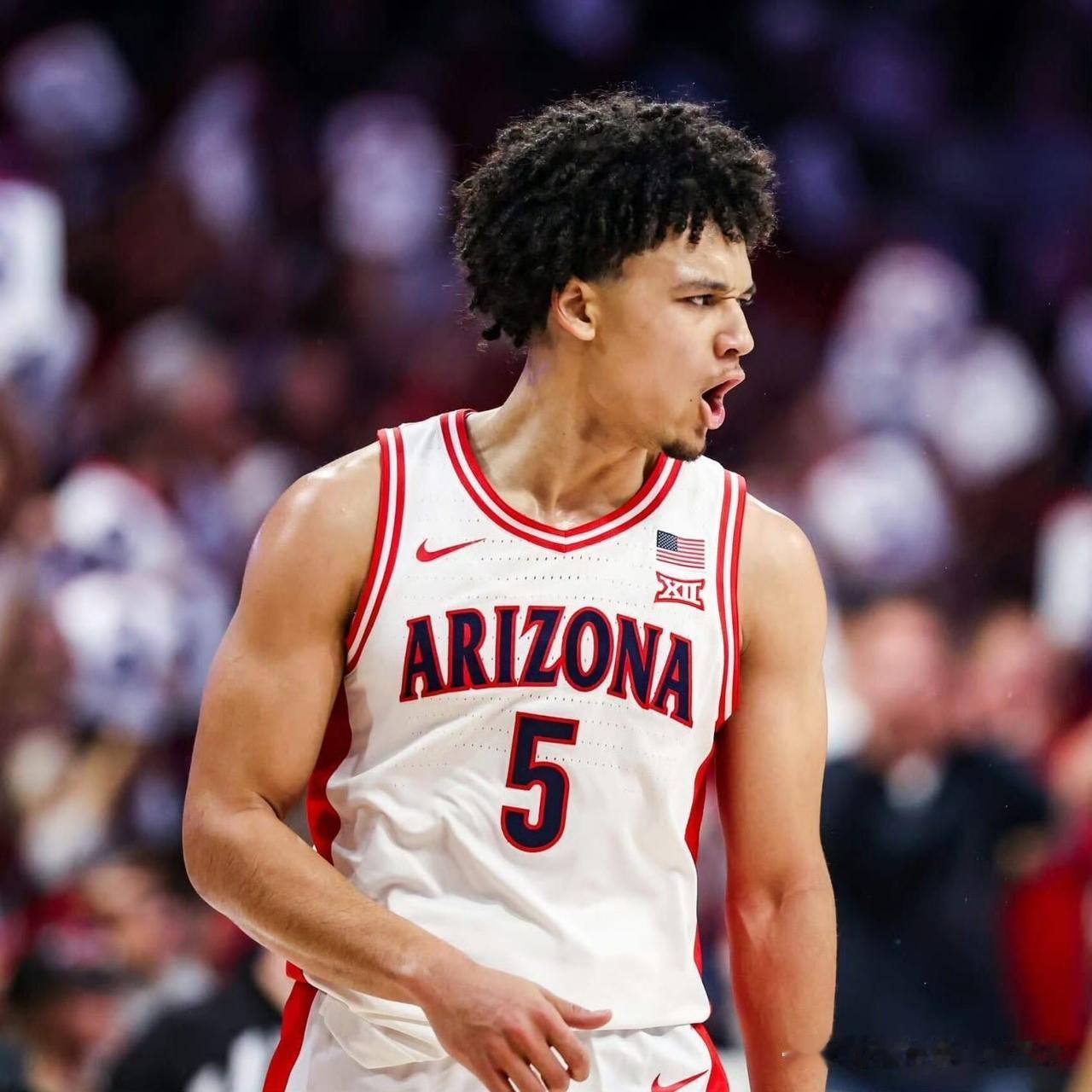 母亲来自广东香山，有一半中国血统，NBA雄鹿10号新秀伯里斯，男篮归化天选之人，