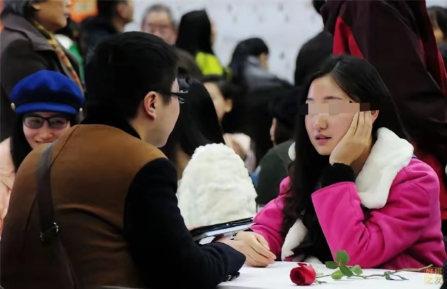 如果一个男人年入20万，有房有车，他愿意娶一个35岁，月入5000块，喜欢旅游，