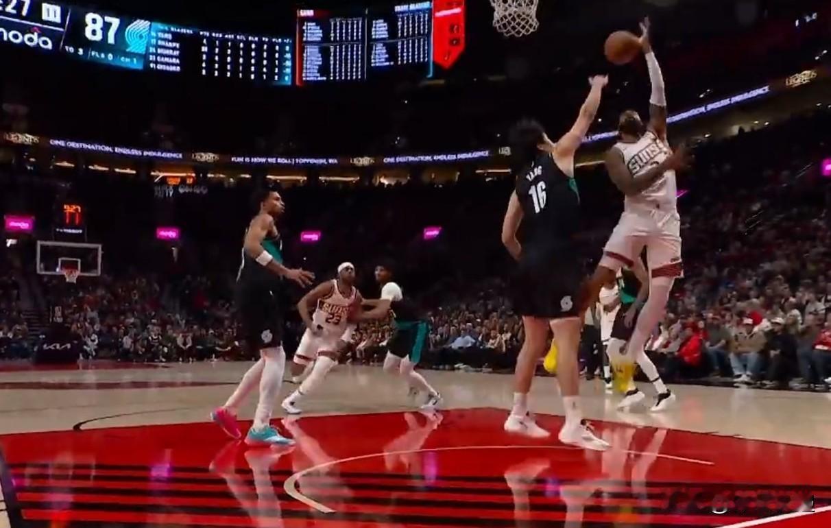 杨瀚森9分5篮板坐稳开拓者替补席！！！杨瀚森NBA之路开局跌跌撞撞，经过G联赛两