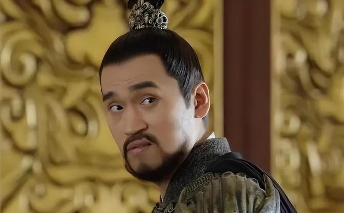 1423年，朱棣病重，他的三子朱高燧，趁四下无人，从怀里掏出一包毒药，掺进父亲的